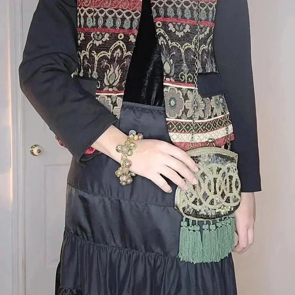 Gold-tone chain bracelet - Picture 5 of 6